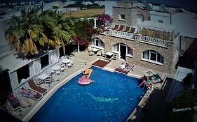 Bougainvillea Suites